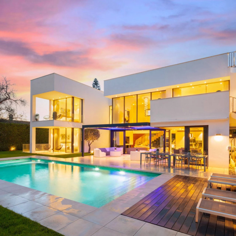 Splendide villa située dans la vallée du golf de Nueva Andalucia
