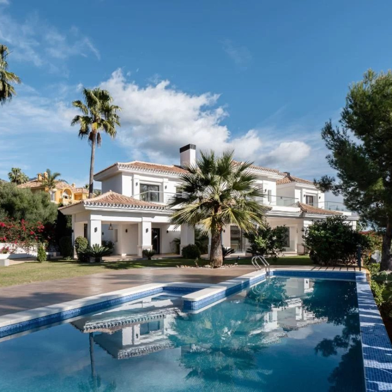Magnifique MANOIR AVEC VUE PANORAMIQUE SUR LA MER À EL MADROÑAL