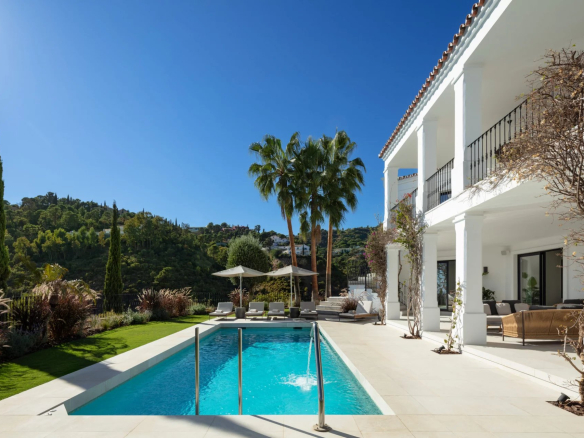 Magnifique MANOIR AVEC VUE PANORAMIQUE SUR LA MER À EL MADROÑAL