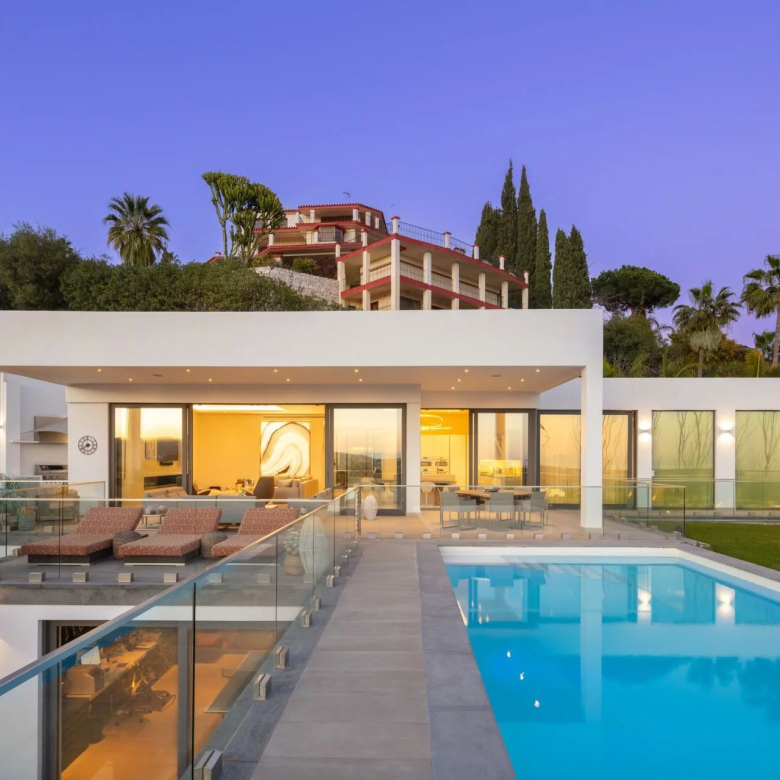 Splendide propriété moderne située à Nueva andalucia