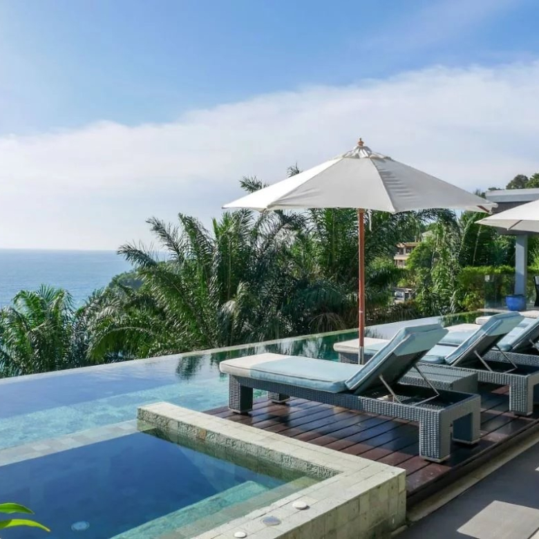 Luxueuse propriete située au sommet du Cap Panwa