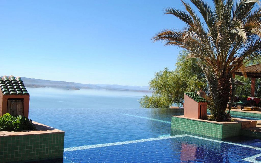 Incroyable villa en bord de mer à Cabrera est située sur une falaise à El Breton près de Cabrera avec une vue fantastique sur l’océan.