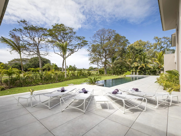Beautiful luxury villa Anahita
