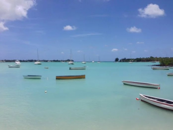 Splendid waterfront hotel Grand Baie (Mauritius)