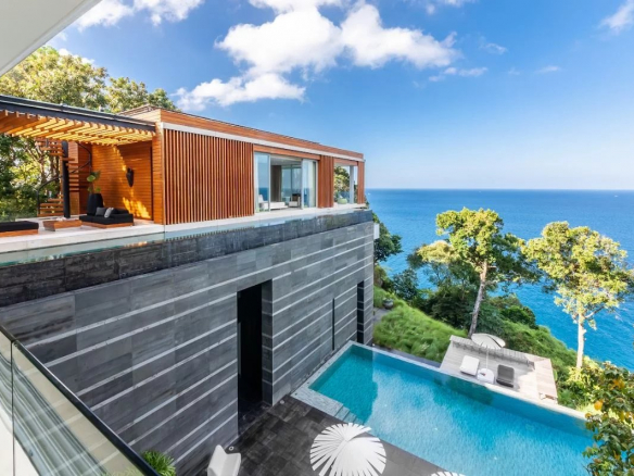 Exceptional Luxury Villa with a splendid sea view