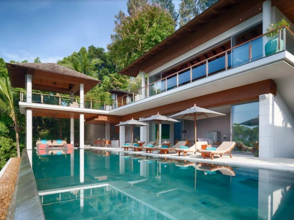 Luxurious property located in Kamala