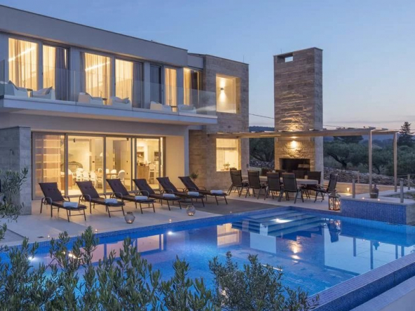 Exclusive villa with sea view on the island of Brač