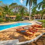 Very nice resort close to the beach