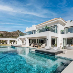 EXCEPTIONAL FRONTLINE GOLF LUXURY PROPERTY IN MARBELLA CLUB RESORT, BENAHAVIS