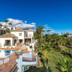 Splendid Mediterranean-style mansion with stunning views located in Paraiso Alto