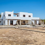 Splendid beachside villa located in Paros