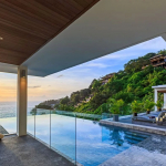 Splendide Villa de luxe située face à la mer