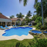 Splendide propriété située en bord de mer