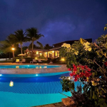 Prime Resort Hotel in Pipa with 18 chalets