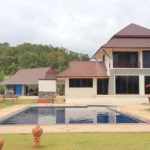 Large and beautiful villa located in Hua Hin
