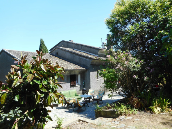 Belle villa de 207 m² habitable sur 2 niveaux vue Mer BIGULIA D ORTALE 20620