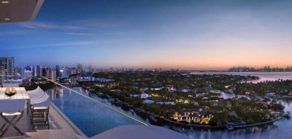 The heart of Miami Beach, sumptuous apartment
