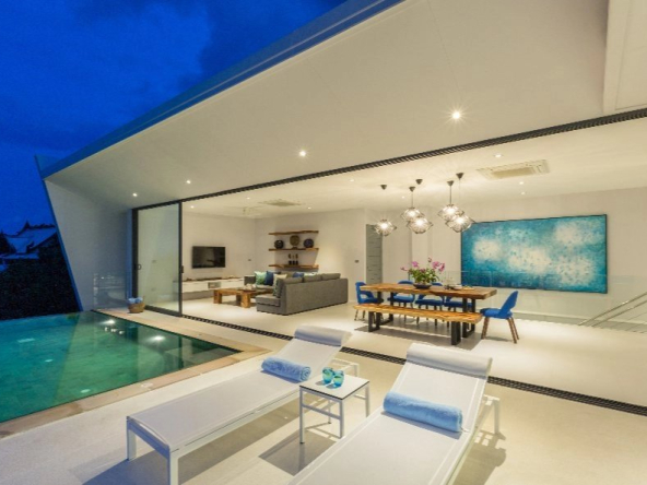 Magnificent Villa with sea view located on the beach in Plai Laem