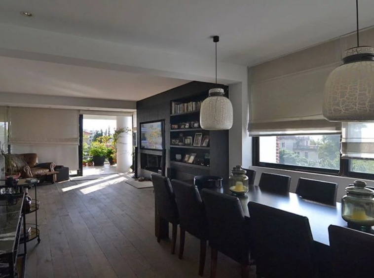Penthouse de luxe situé à Glyfada