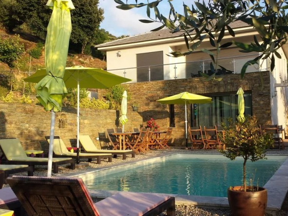 MAGNIFIQUE PROPRIÉTÉ de PRESTIGE sur 2 niveaux : 250 m² habitable a OLETTA VUE MER , Proche du couvent Saint François