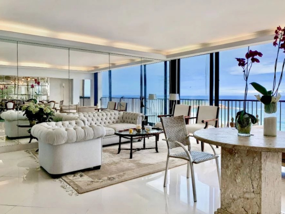 Luxury apartment with sea view located in Rio de Janeiro
