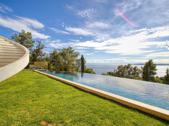 LES ISSAMBRES – 4 CHAMBRES – CONTEMPORAIN – VUE PANORAMIQUE MER