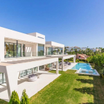 Magnificent exceptional contemporary property located in Nueva Andalucia