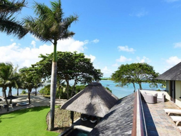 Sumptuous Octavus Villa property, Anahita
