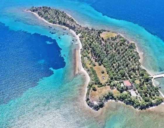 Private island for sale in the Gulf of Eubee.