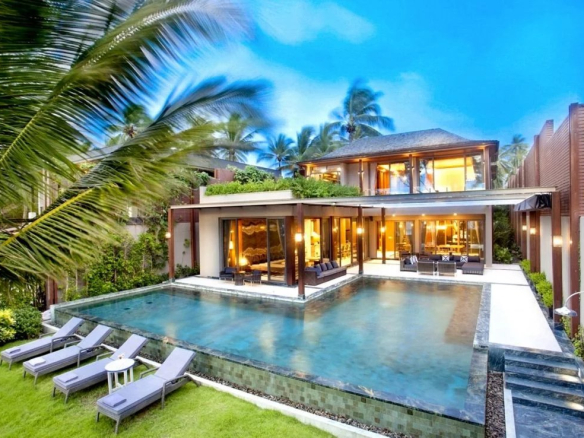 Luxury villa with stunning sea views
