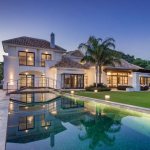 Splendid contemporary villa located in Nueva Andalucia