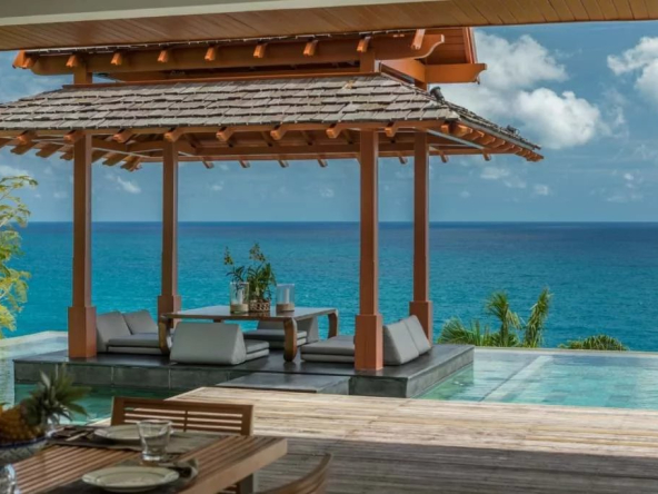 Very beautiful contemporary style villa with sea view