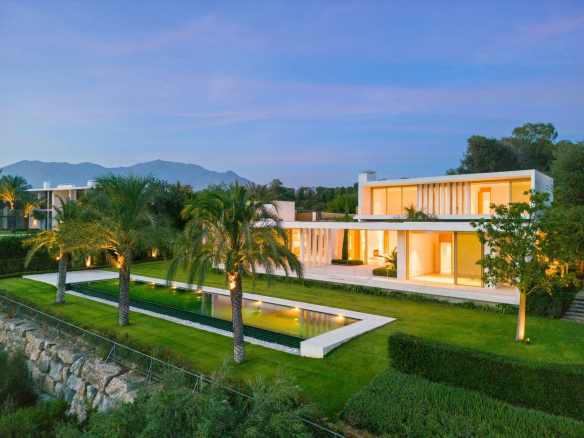 Magnificent contemporary luxury villa located in Malaga