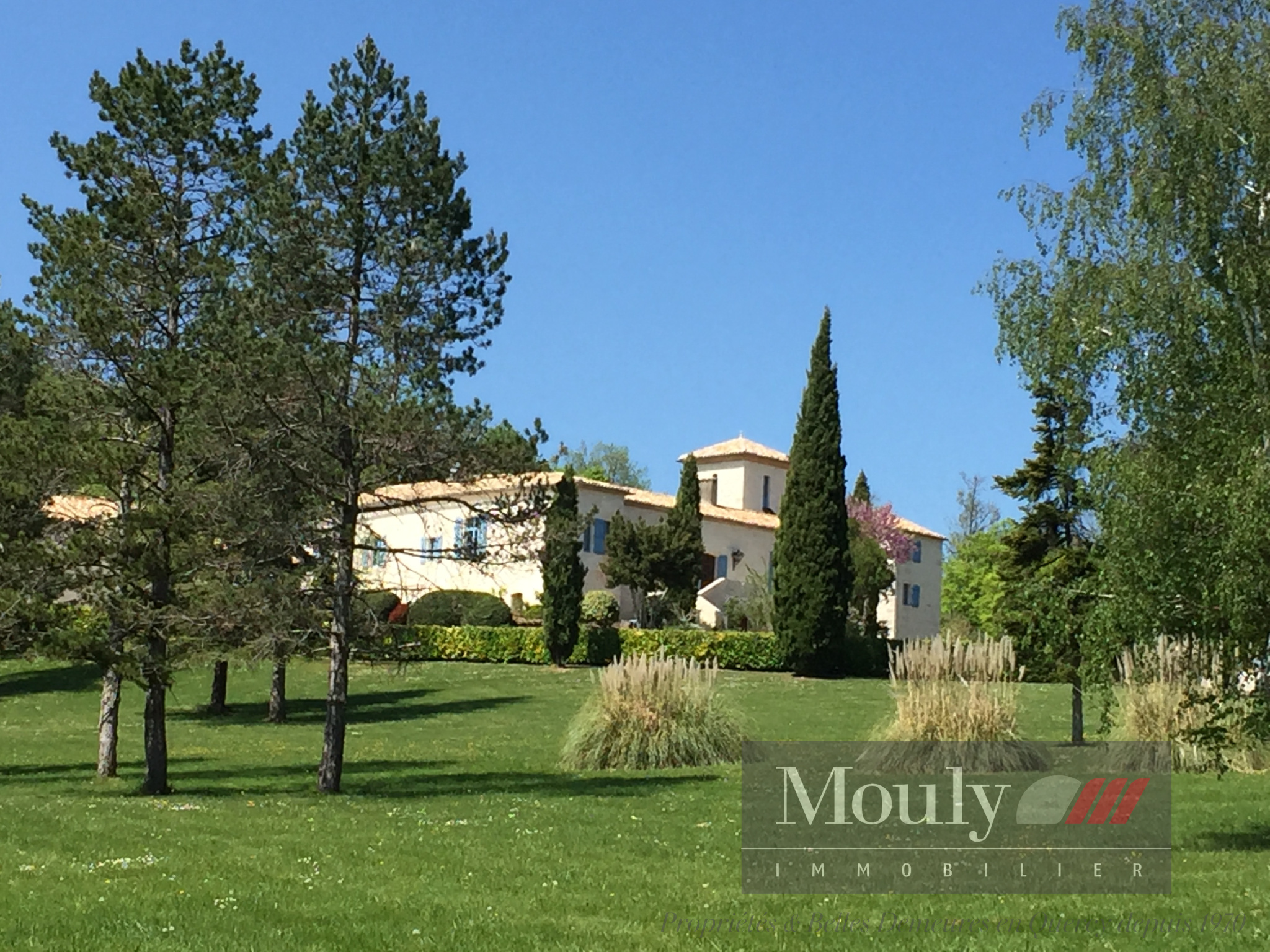 photo_e293755fe0ebc5f4a97fa85fefdab345