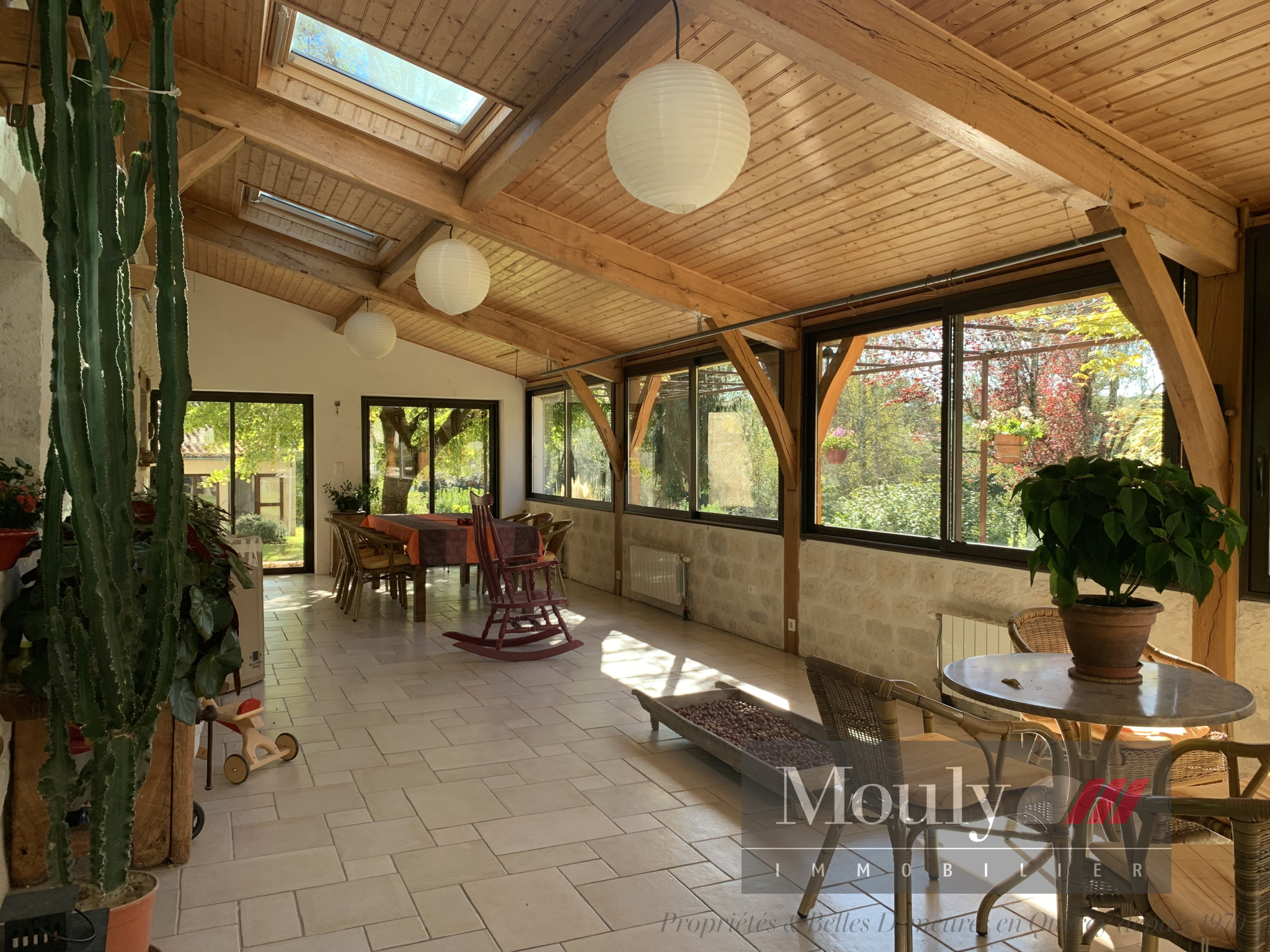 photo_a09f2c5418390b3a4a5de039efeebd46