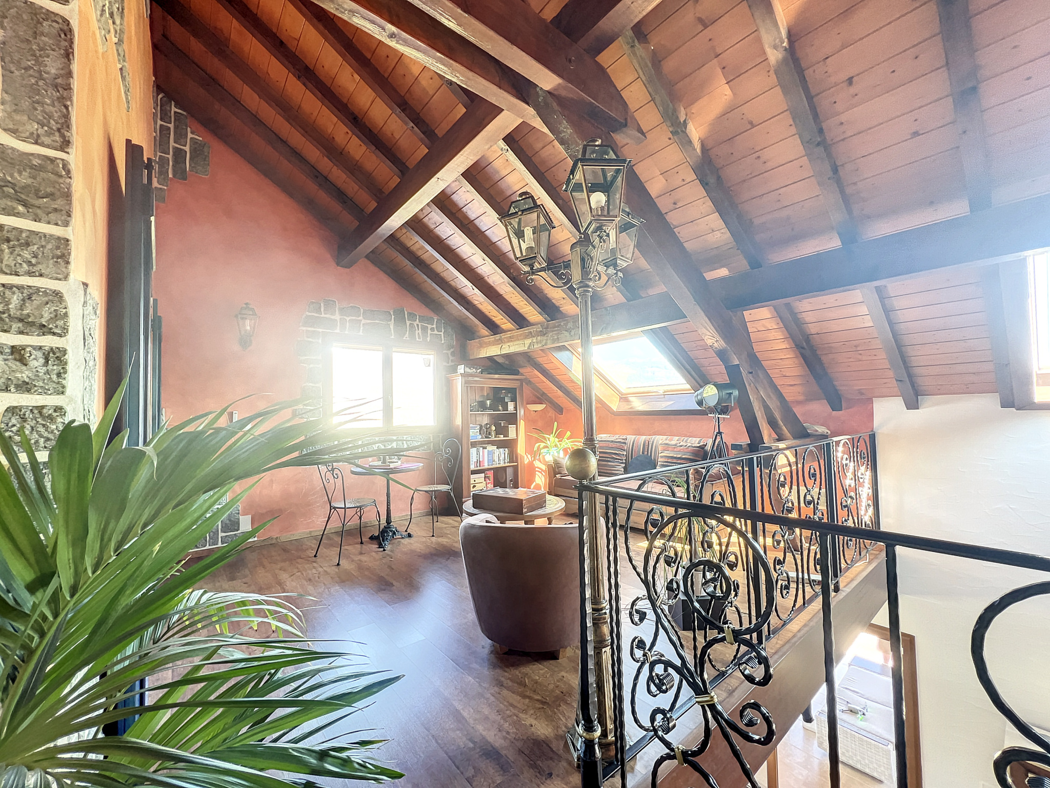 photo_8f2619286ee549301f2800c7d4dc98f1