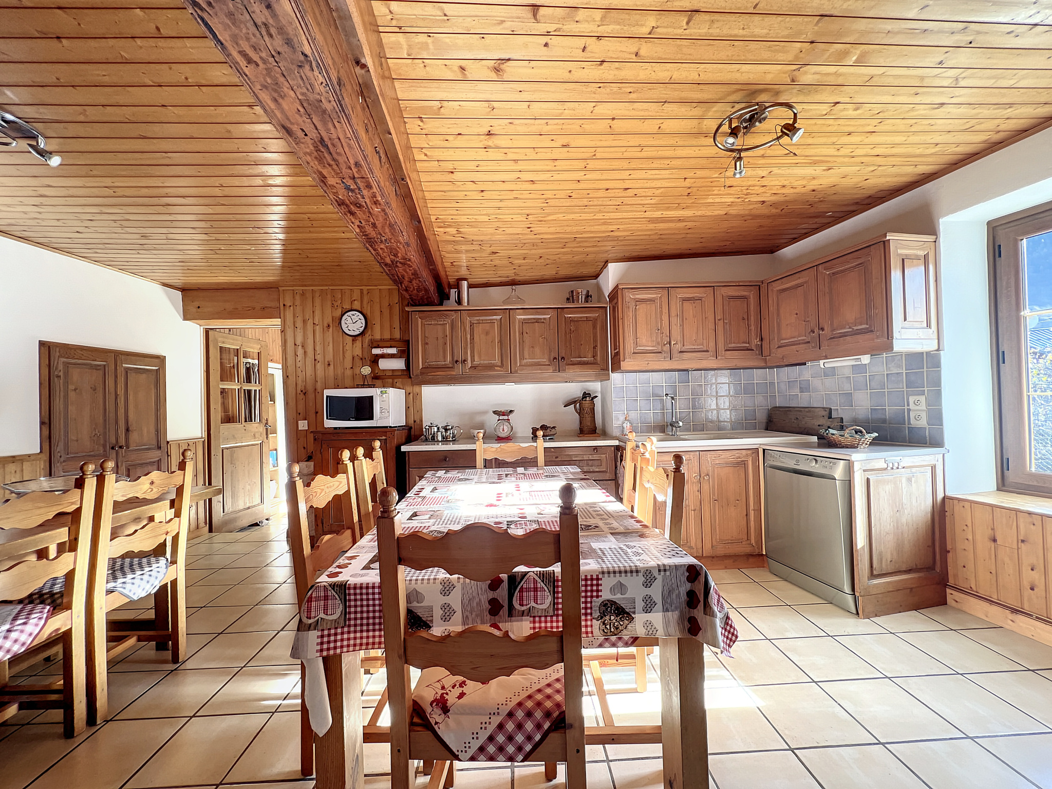 photo_65e4e94b3af9c1da6033bc7838d9dfd6