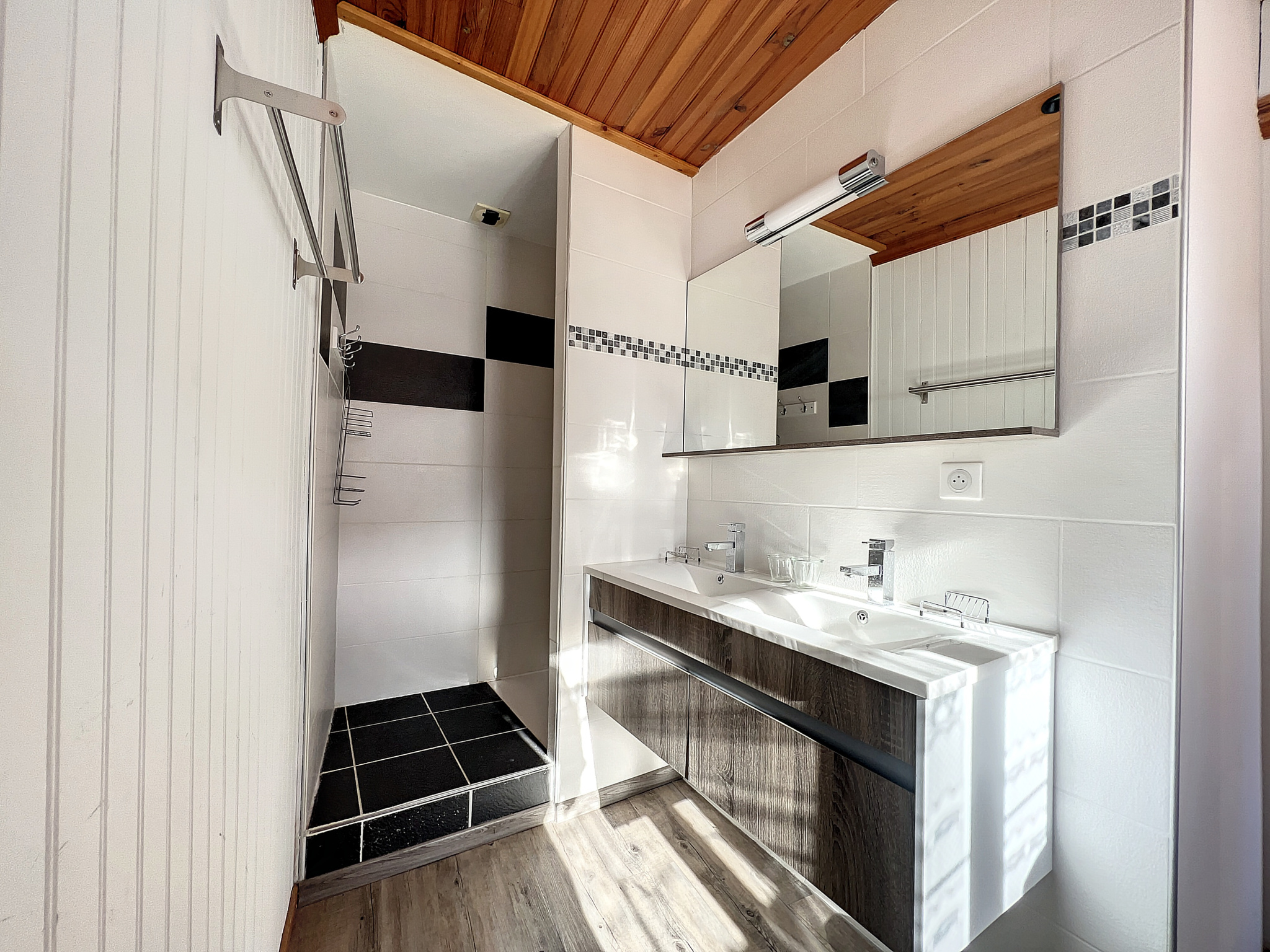 photo_af861a53c7fda6477d920787b7ea9727