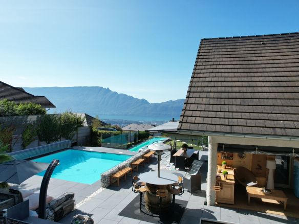 Pugny Chatenod – Villa au calme – Vue lac – Piscine