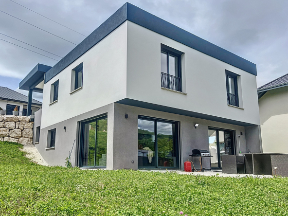 Mouxy – Recent villa – 161 m2 – Land 673 m2