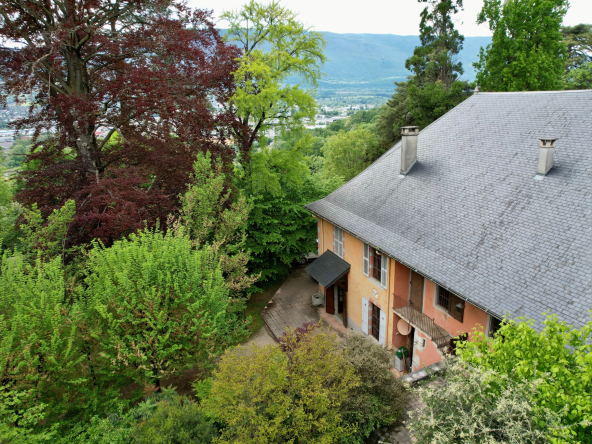 Chambéry – Exceptional property