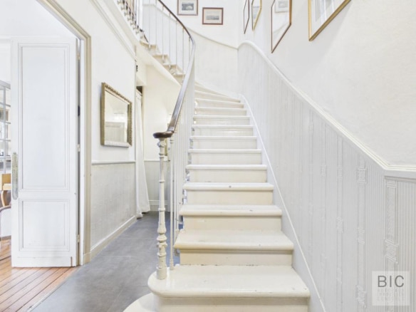 Luxury real estate photo | Charming Properties