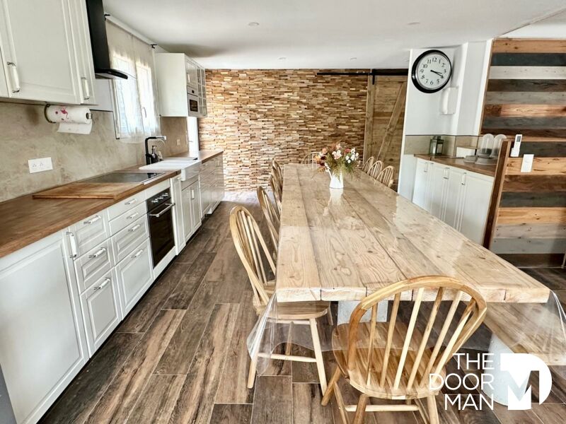 MAISON de FAMILLE rénovée, à deux pas du centre