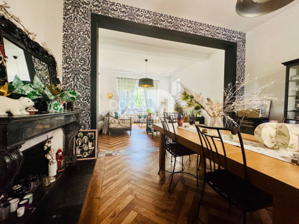 Maison 53000