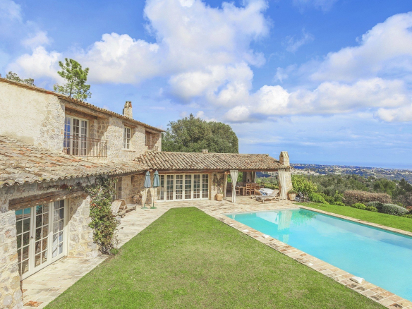 Stunning stone property