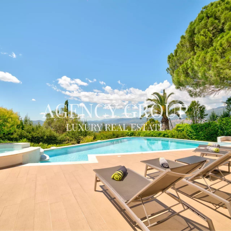 A vendre – Villa provençale vue mer – Proche Cannes