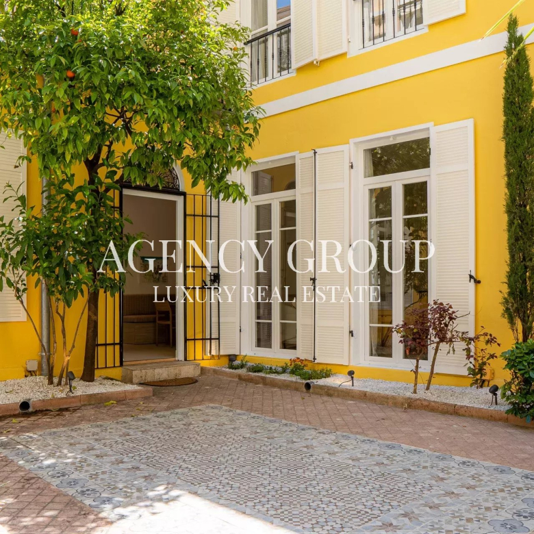 Villa néo-provençale – domaine sécurisé – Vue dégagée – Mougins