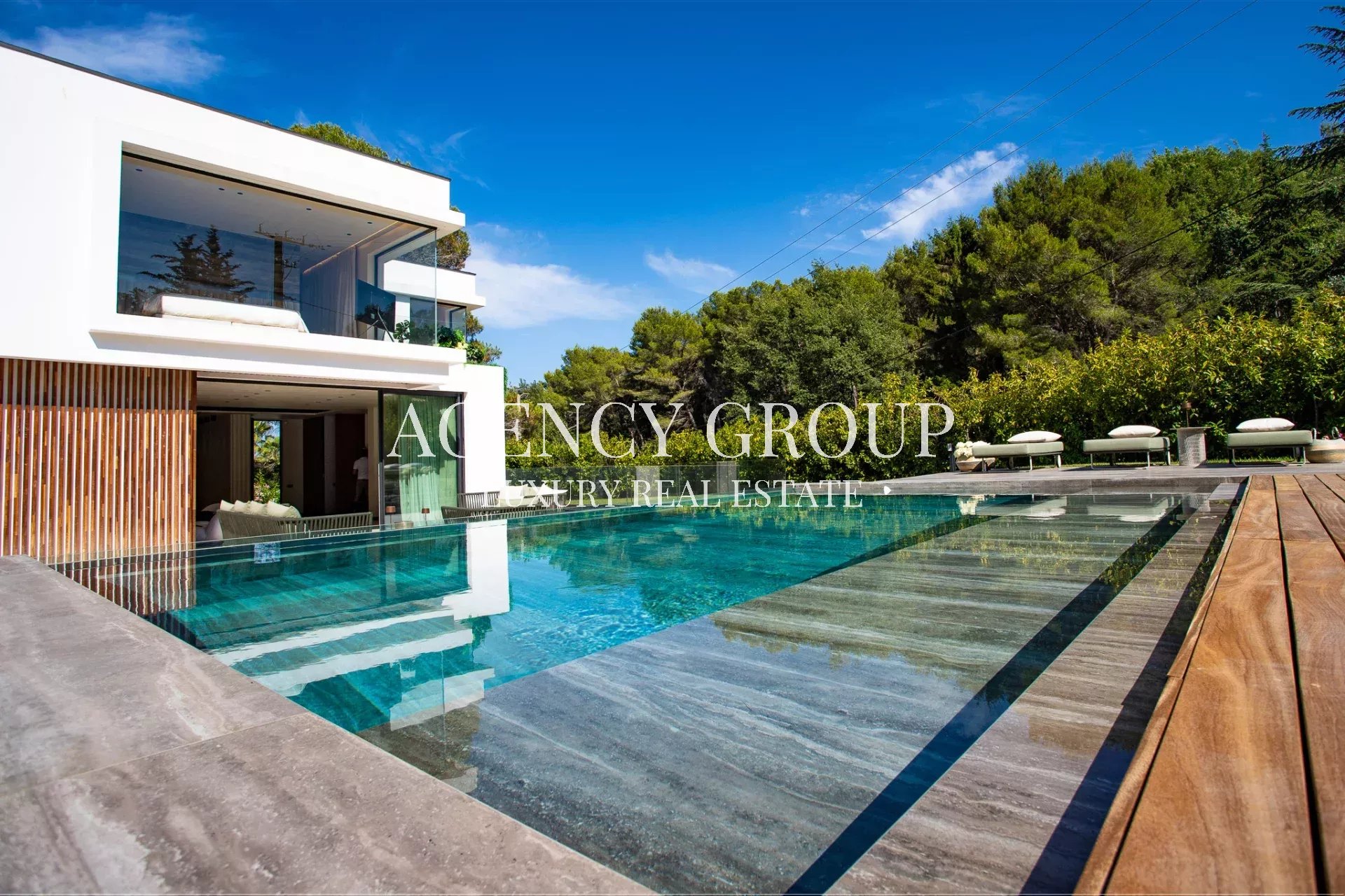 1b65b4e014772d4f02418fe693e7c28d_0557137203_1920-original