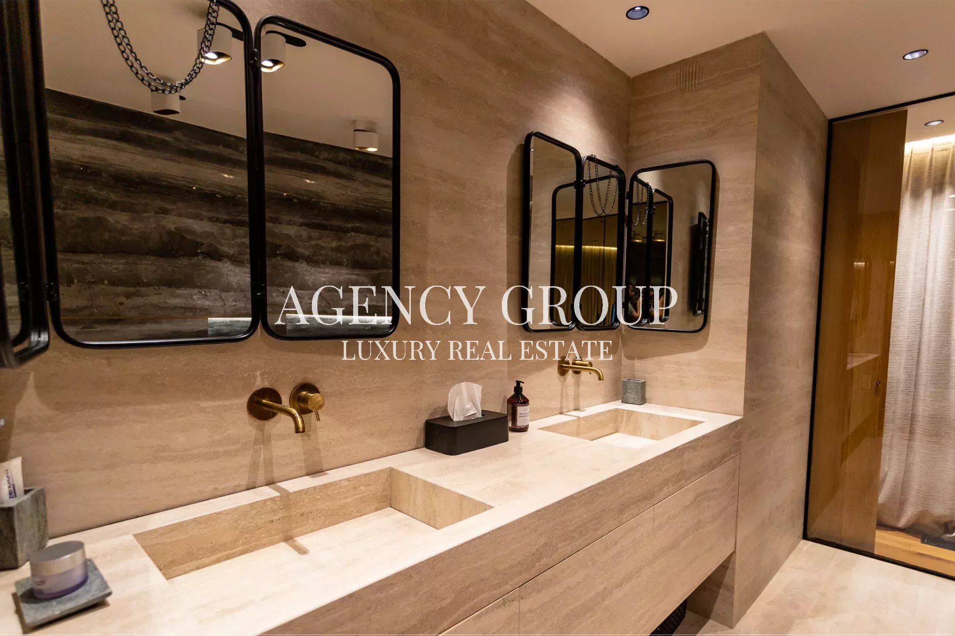 4fc18193a75e0535940668b77208e535_f16f48b321_1920-original