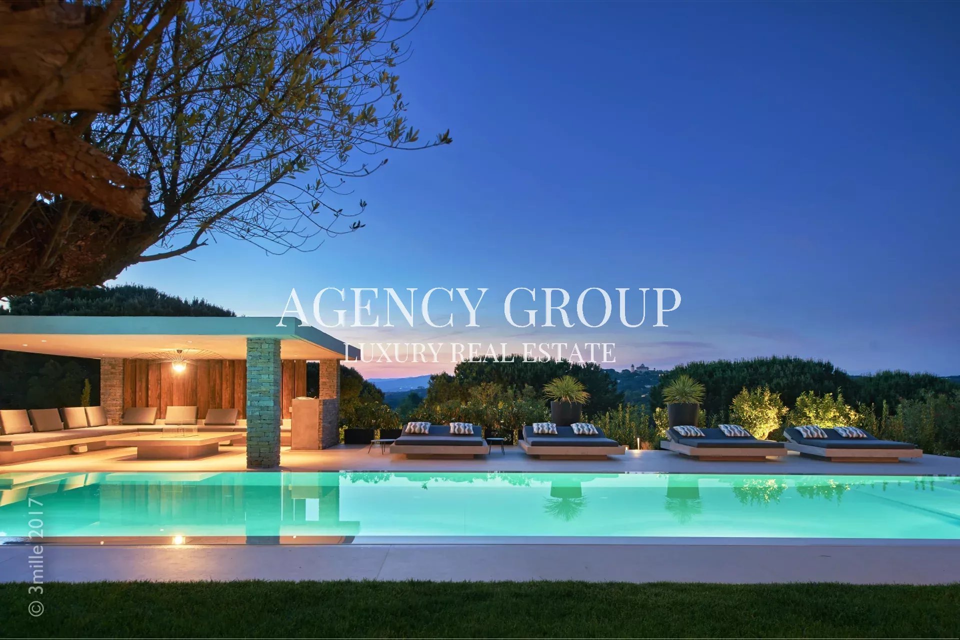 f45bf4f2e984a0fe2c7b3e2a36c9d551_72d8e65e13_1920-original